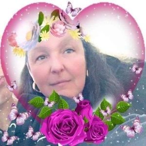 Meet your Posher, Celeste